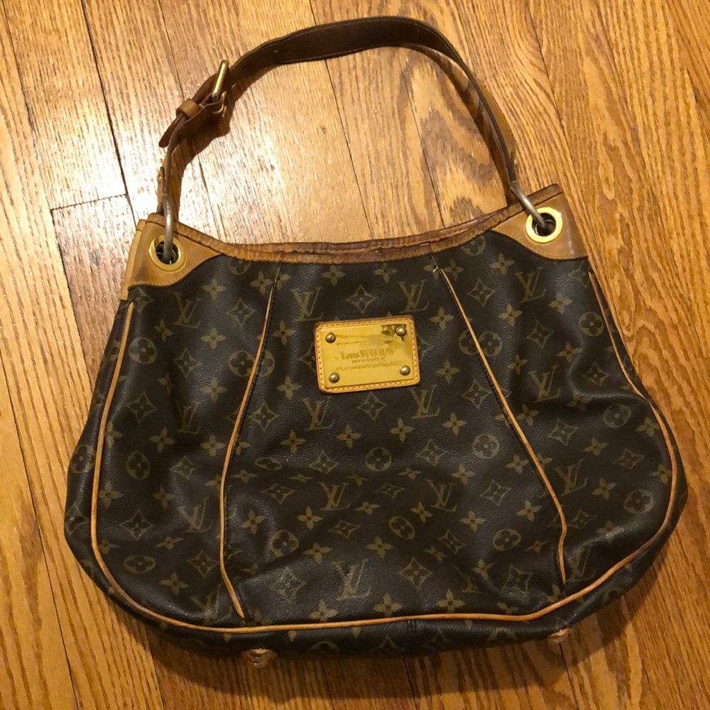 Louis Vuitton Tote
